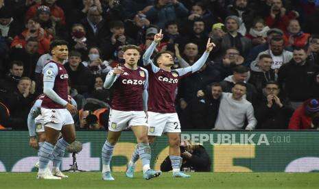 Gerrard Lega Countinho Resmi Dipermanenkan Aston Villa