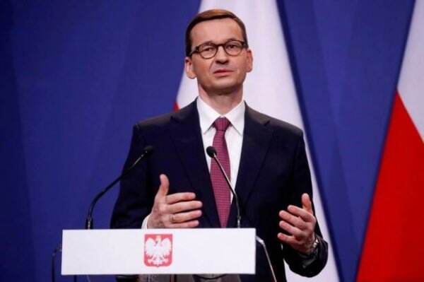 Polandia: Perlakukan Rusia seperti Nazi Jerman