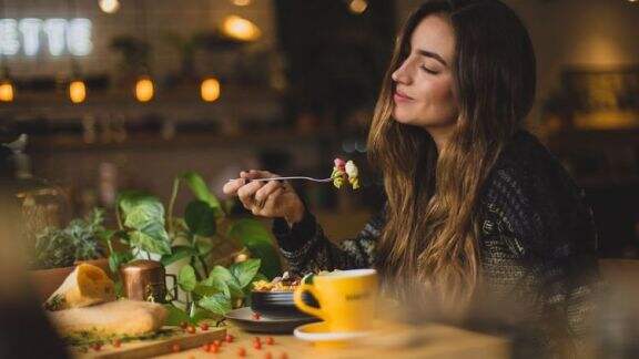 Catat Nih, Ahli Gizi Berikan 5 Tips Kembalikan Pola Makan Sehat Usai Lebaran, Coba Terapkan Yuk!