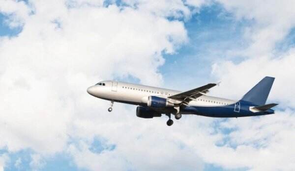 Penumpang Berhasil Daratkan Pesawat saat Pilot Tiba-Tiba Sakit