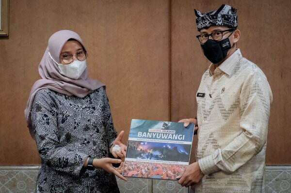 Kejuaraan Selancar Dunia Digelar Mulai 26 Mei, Menparekraf: Jangan Lupa Menyaksikannya!
