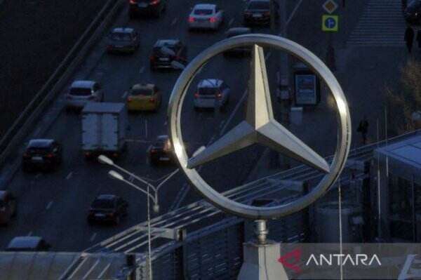 Rem Bermasalah, Mercedes-Benz Tarik Hampir 300.000 SUV