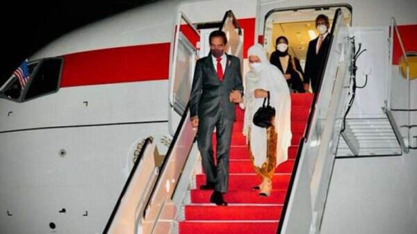 Kedatangan Jokowi Dicueki Pejabat AS, Perdana Menteri Singapura Mendarat Disambut Joe Biden