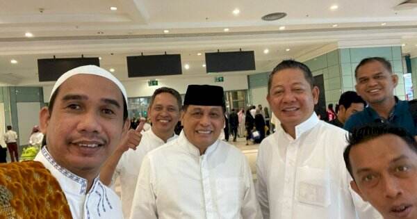 Rusdi Masse dan Nurdin Halid Bahas Masa Depan Sulsel di Mekkah