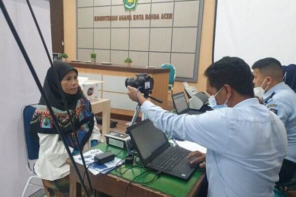 Pelayanan Fasttrack Jemaah Haji hanya yang Sudah Vaksin Booster