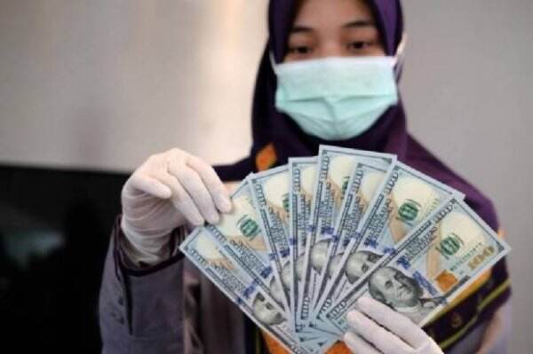 Cadangan Devisa Tergerus Sebesar USD3,4 Miliar