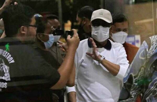 Terjerat Suap Izin Pembangunan Ritel, Wali Kota Ambon Ditahan KPK