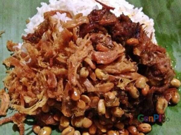 Merasakan Sensasi Pedas dari Nasi Puyung Lombok