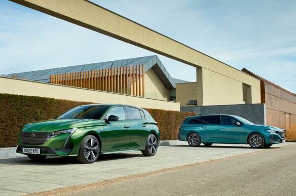 New Peugeot 308 Dinobatkan Penghargaan Woman World Car of the Year 2022