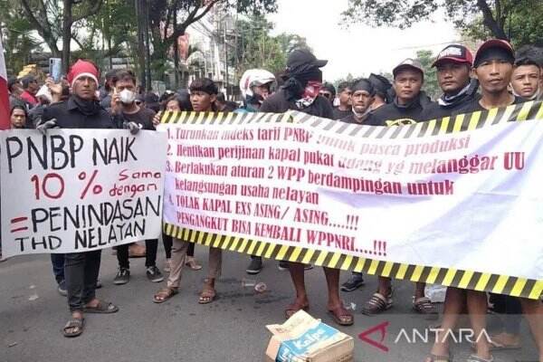 Tarif Baru PNBP 10 Persen Merugikan Nelayan Pati