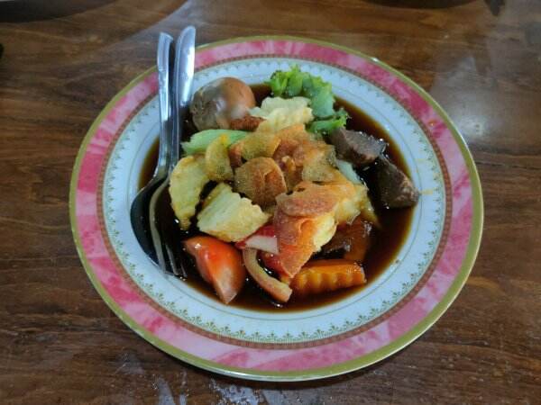 Wajib Dicoba, Lima Tempat Makan Selat Enak di Kota Solo