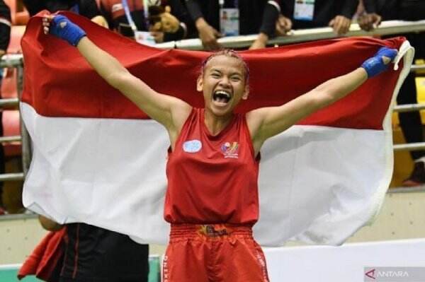 3 Potret Cantik Amanda La Loupatty Pakai Outfit Kasual, Atlet Kickboxing yang Sumbang Emas di SEA Games 2021