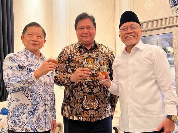 Soal Koalisi Partai Golkar, Rocky Gerung: Keluar dari Kekuasaan
