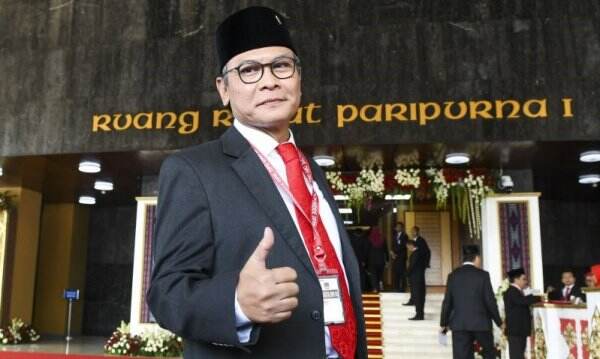 Sekjen DPR Batalkan Pengadaan Gorden, PSI: Ini Kemenangan Rakyat!