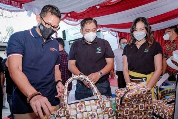 Menparekaf Sandiaga Uno Terkesan, Sampah di Bali Bisa Goda Wisman