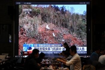 Kecelakaan Boeing 737 China Eastern Diduga Disengaja, Pilot Tabrakkan Pesawat ke Gunung