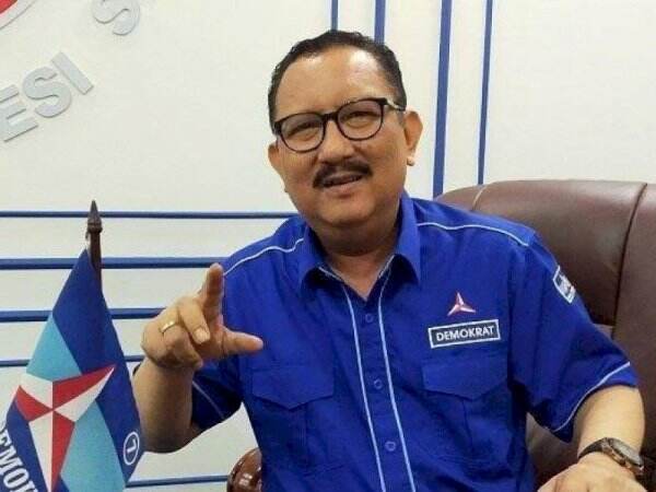 Pelantikan Ni`matullah Kembali Diundur