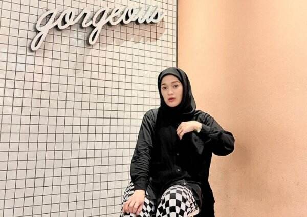 Ririe Fairus Putuskan Kontak dengan Nissa Sabyan saat Lebaran, Ngaku Hanya Silaturahmi dengan Ayus