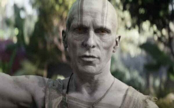 Christian Bale Hadir Jadi Villain di Thor: Love and Thunder