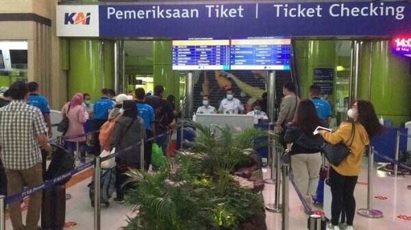 Siap-siap, Stasiun Gambir Akan Difungsikan untuk Naik Turun Penumpang KRL