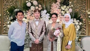 Zaskia Adya Mecca Menangis Terharu di Pernikahan Maudy Ayunda