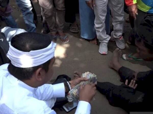 Pengemis yang Pura-pura Berkaki Buntung Akhirnya Dipulangkan
