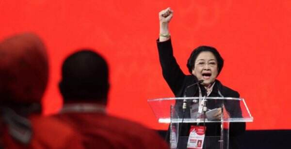 Tak Hadiri Peringatan Harlah Pancasila Di Ende Mega Kasih Alasan Logis