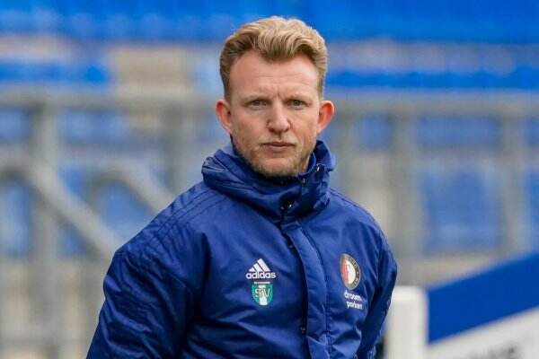 Karier Pelatih Dirk Kuijt, Ditarget Lolos Eredivisie