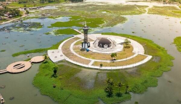 Jadi Ikon Pariwisata Baru di Garut, Ini Penampakan Situ Bagendit yang Rampung Direvitalisasi