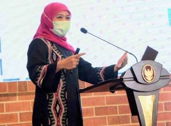 Sampaikan Duka untuk Putra Ridwan Kamil, Khofifah Ajak Salat Gaib
