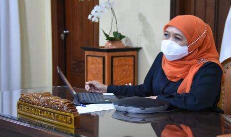 Gubernur Khofifah Ajak Warga Muslim Sholat Gaib untuk Putra Kang Emil