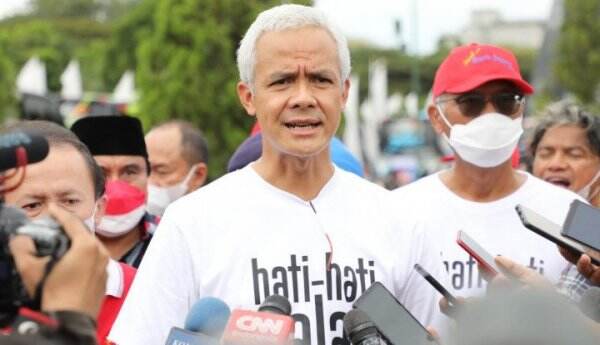Ganjar Pranowo Diserang Kader PDIP, Anak Buah Megawati yang Lain Langsung Pasang Badan