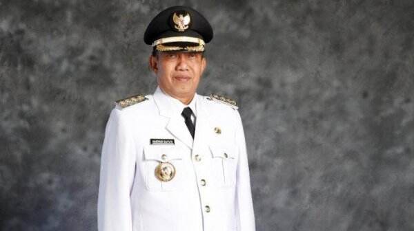 KPK Resmi Tahan Eks Wali Kota Yogyakarta Haryadi Suyuti