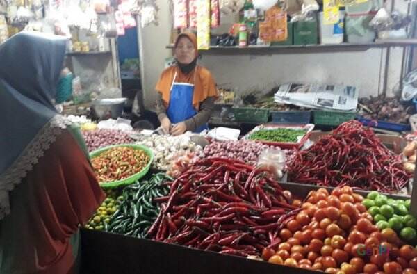 Harga Cabai Rawit di Surabaya Nyaris Sentuh Rp100 Ribu