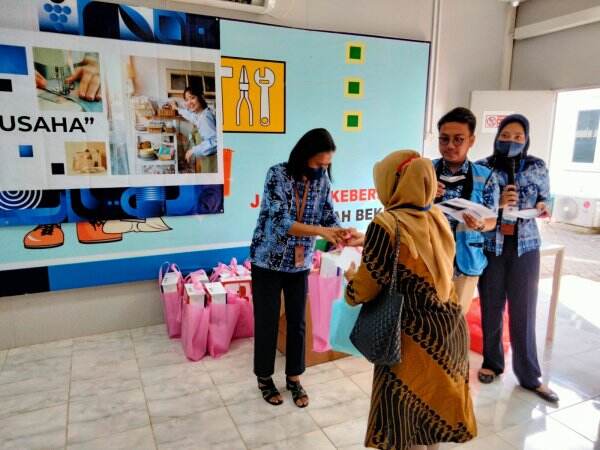 PT IRT Dukung Pengembangan UMKM di Sekitar PLTU USC Jawa 9&10