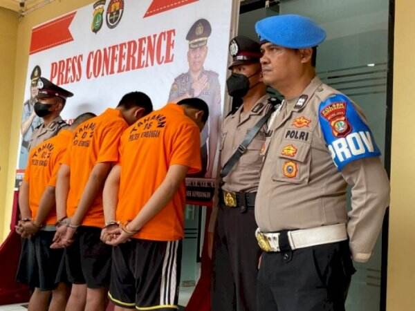 3 Pengedar Narkoba Digulung Polisi di Jakbar, 2,5 Kg Ganja 'Asal' Lapas Disita