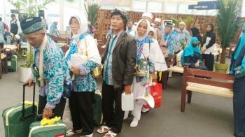 3 Cara Jaga Kesehatan Jamaah Haji di Tanah Suci, Salah Satunya Sering Semprot Cairan