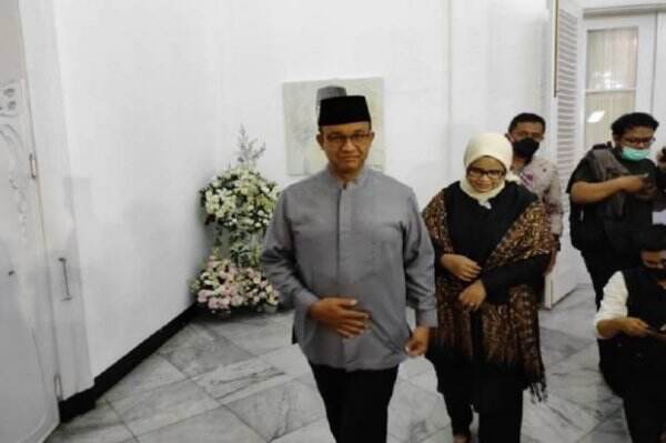 Takziah ke Ridwan Kamil, Anies: Emmeril Kahn Mumtadz. Pembuka Pintu Jannah bagi Orang Tuanya
