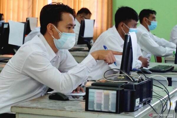 Duh Gawat, Tenaga Honorer Terancam Jadi Pengangguran Tahun 2023