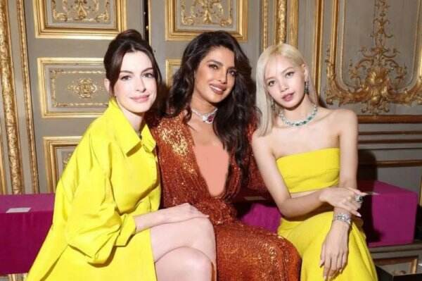 Momen Langka! Lisa BLACKPINK, Priyanka Chopra dan Anne Hathaway Foto