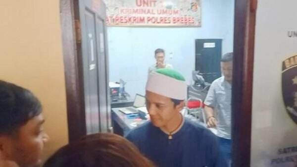 Polres Brebes Tangkap Amir Khilafatul Muslimin Cirebon Raya