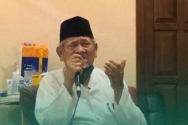 Meninggal Diusia 77 Tahun, Berikut Biografi KH Dimyati Rois Kaliwungu