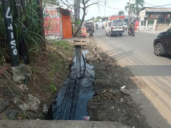 Langganan Banjir, Begini Penampakan Drainase di Jalan Aria Putra Ciputat