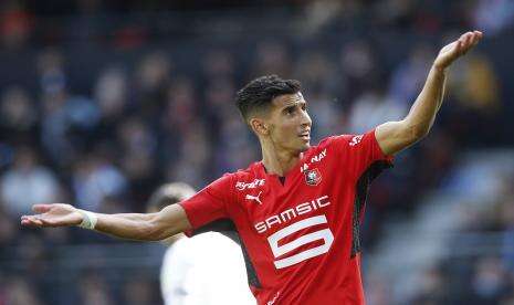 West Ham Resmi Bayar Rp 544 Miliar untuk Gaet Nayef Aguerd dari Rennes