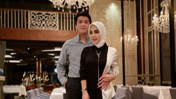 Dulu Gelar Sarjana Hukum Disentil Najwa Shihab, Syahrini Selama Ini Nipu? Terkuak Keaslian Status Pendidikan Istri Reino Barack, Ternyata...