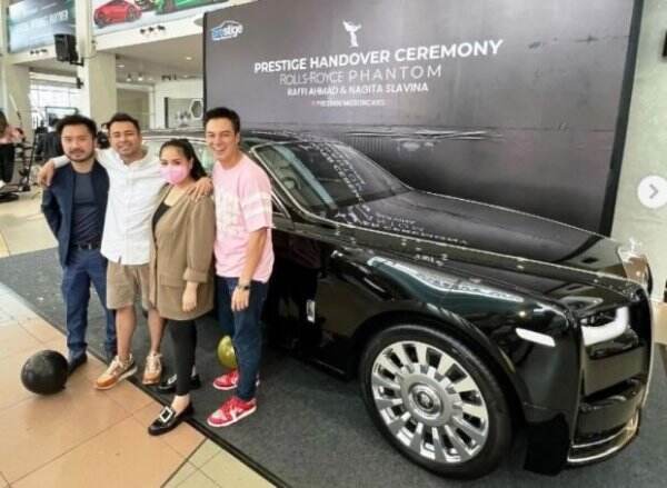 Perbandingan Masa Inden Rolls-Royce Nagita Slavina dengan Mobil yang Hits di Indonesia