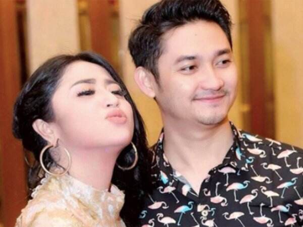 Penyebab Perceraian Dewi Perssik, Bukan karena Orang Ketiga