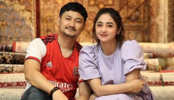 Inilah Alasan Angga Wijaya Gugat Cerai Dewi Perssik, Dibeberkan sang Kuasa Hukum