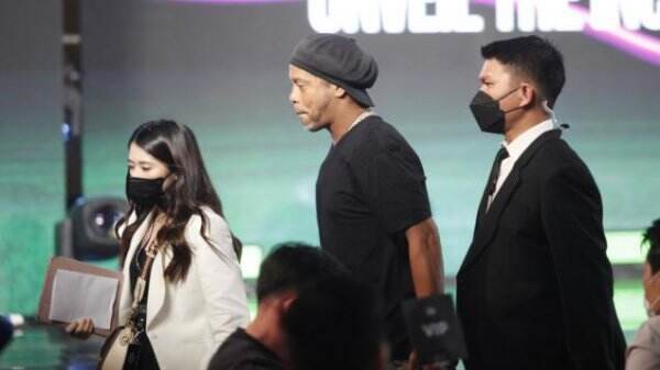 Gara-gara Insiden Piala Presiden, Ronaldinho Batal Main di Stadion GBLA