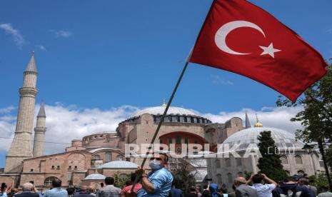 Turki Tolak Gabung Barat Sanksi Rusia